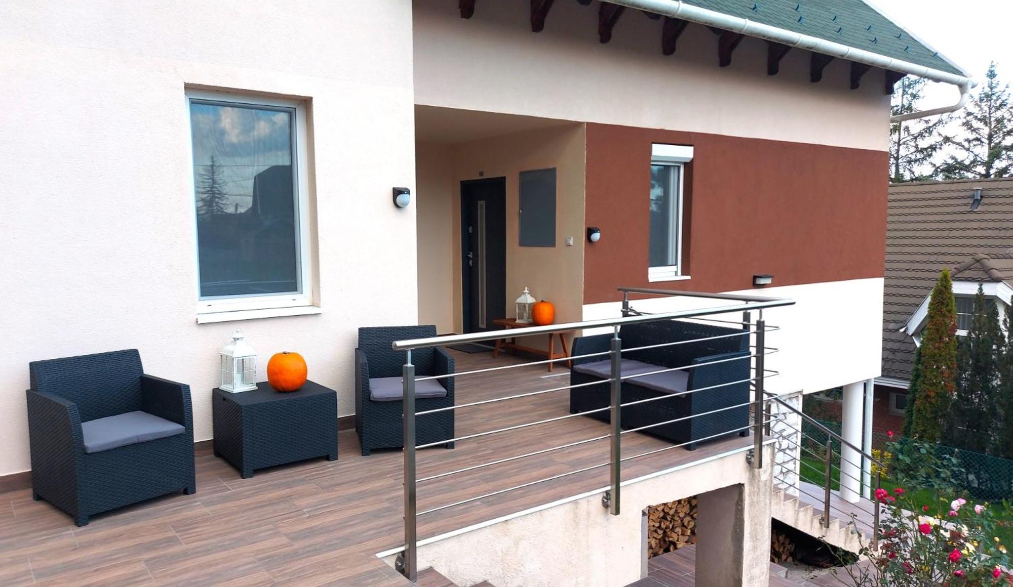 Happy Home Apartman มิชโคลซ์ ภายนอก รูปภาพ